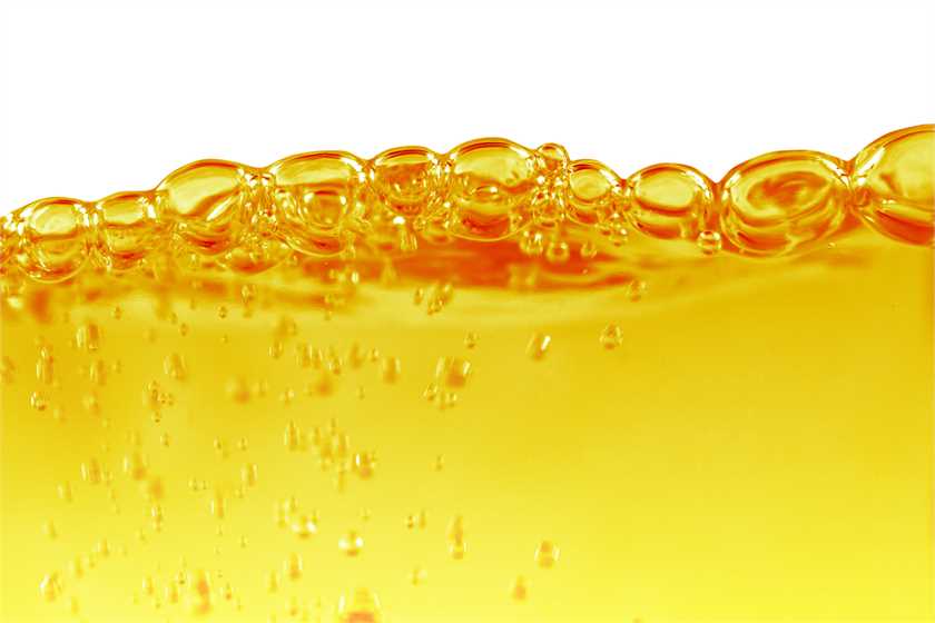 What is role of oil in cooking?