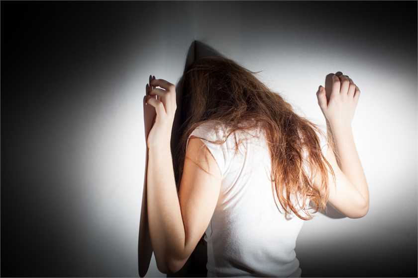 What are the causes of depression and how can it be treated?