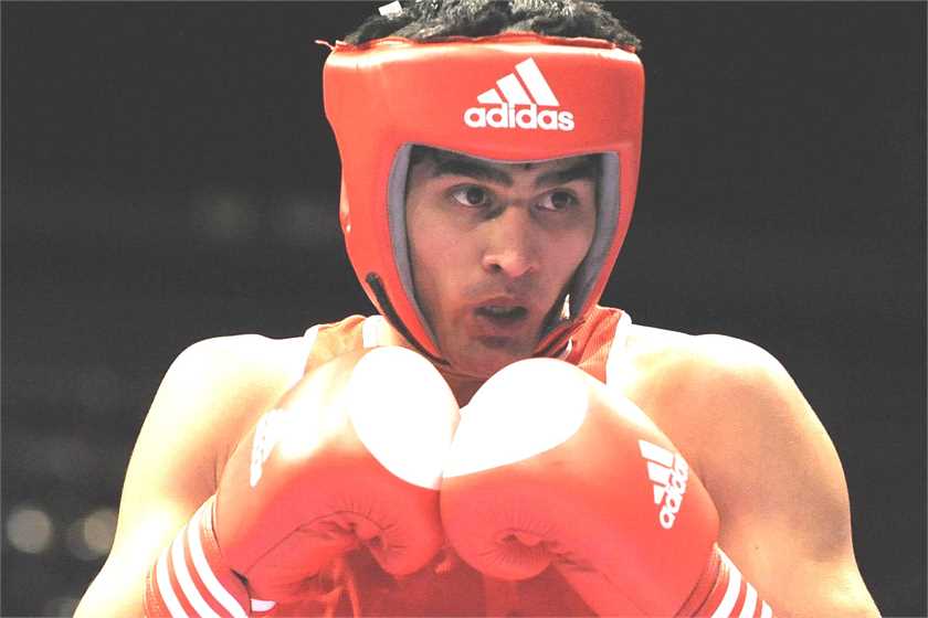 Can Vijender Singh take the World Championship title in professional boxing?