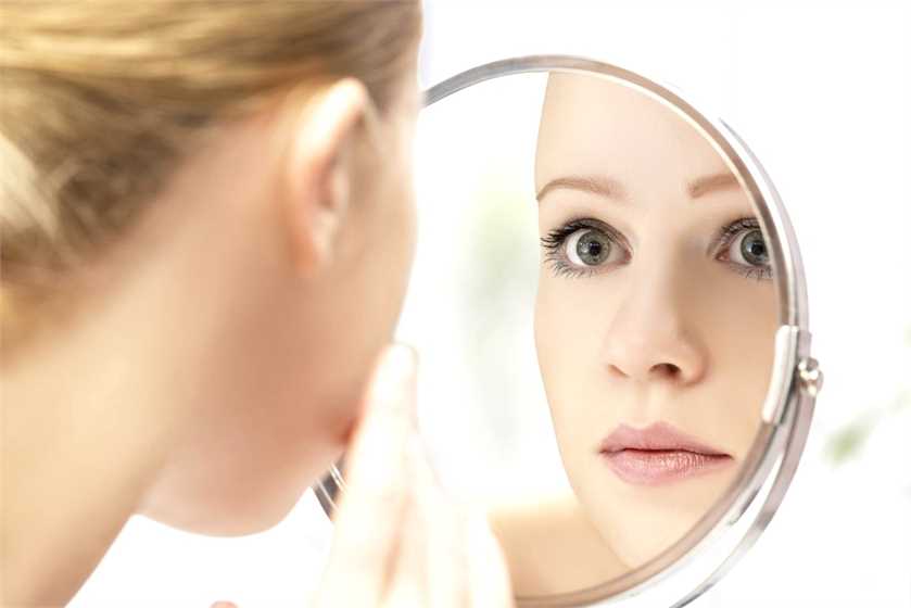 How to minimize open pores on face