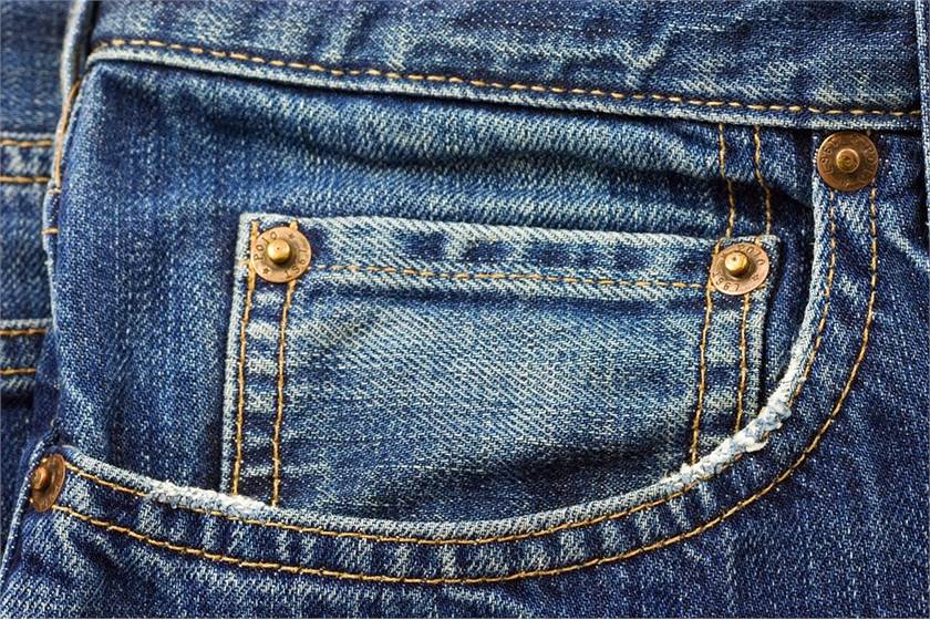 how you are using your fifth pocket of jeans?
