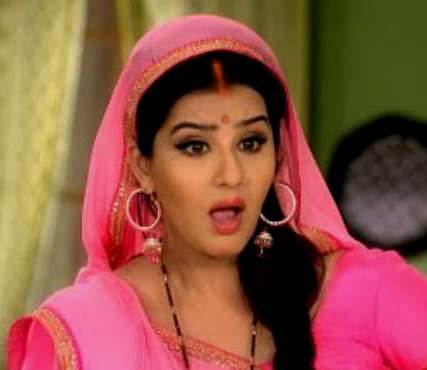 Shilpa Shinde(Angoori from Bhabhiji serial) faces a lifetime ban from TV. Fair or not?