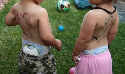 Should we ban showing kids without clothes in media?