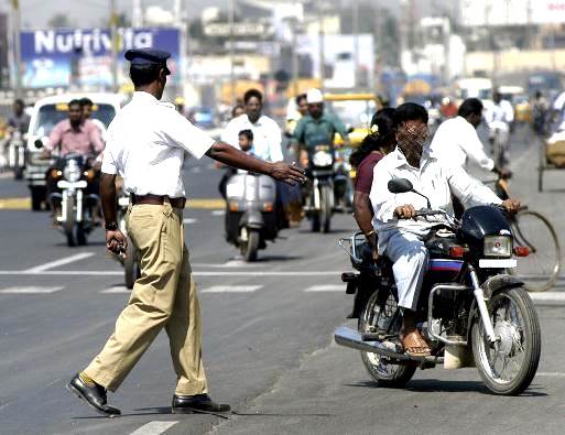 Inspite of traffic signals, is Indian public really following traffic rules?