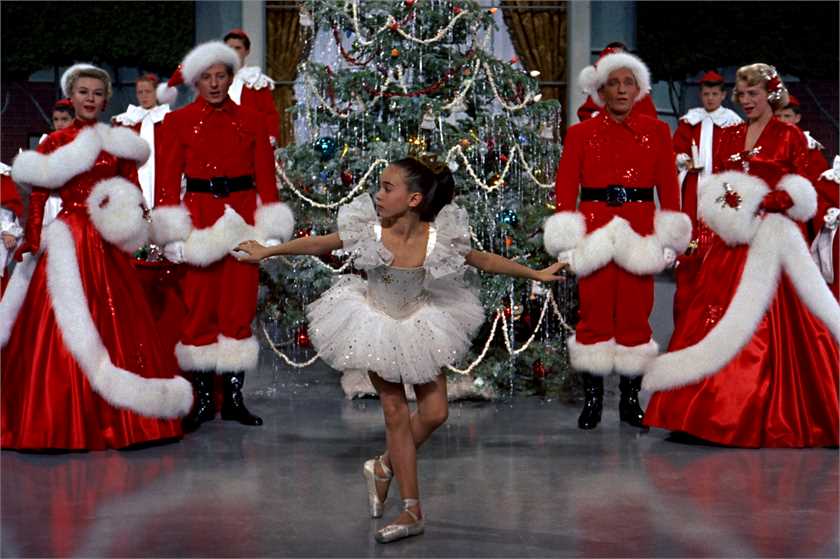 5 world class movies which were specially directed for Christmas entertainment