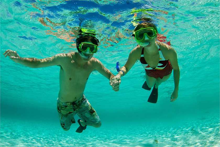Safety measures to take during snorkeling