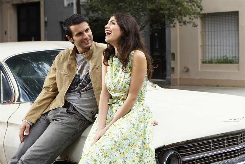 What to do if You're Attracted to a Friend?