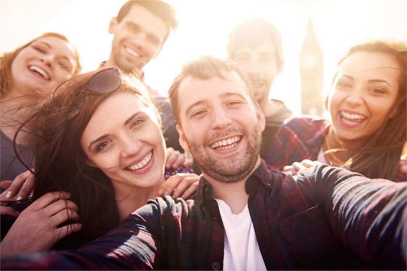 How to tell the Difference between a Good Friend & Best Friend?