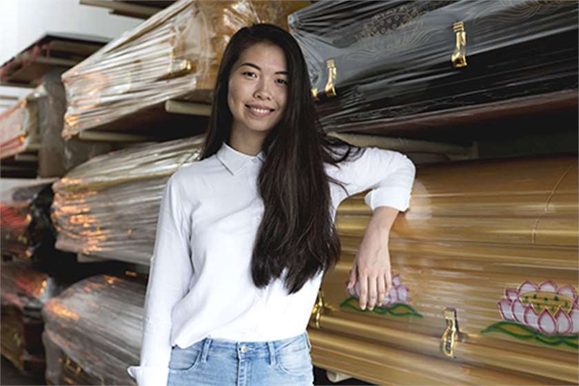 This Young Singaporean Girl left her Cushy Job to Turn Undertaker for a Reason that will Inspire You
