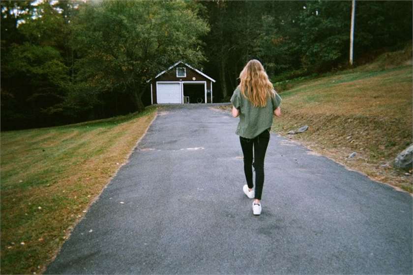 How to Leave Past Behind & Move On with Life?