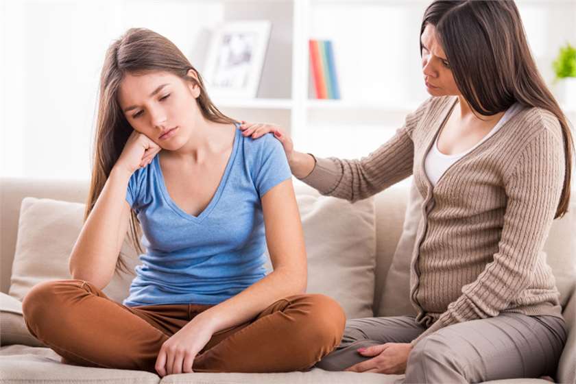 How to help your Daughter cope with PCOD?