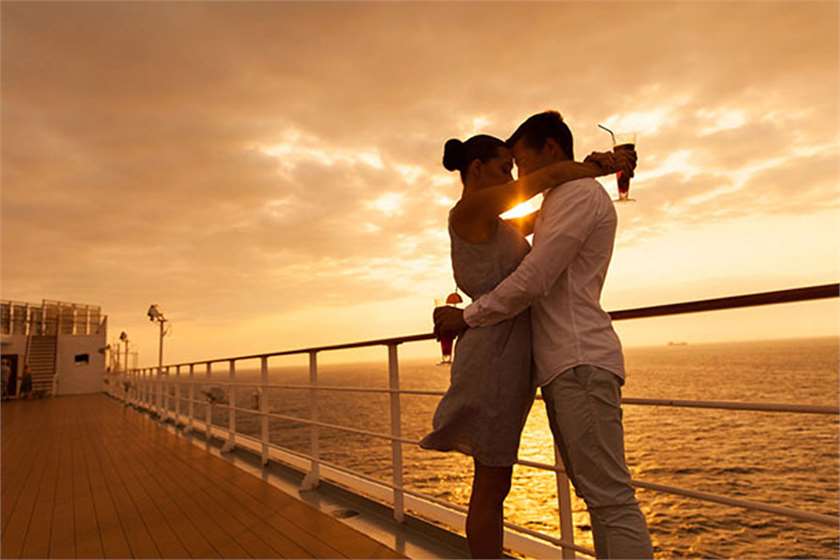 How to have a Hot Honeymoon?