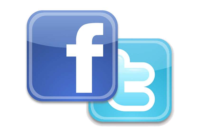 Facebook v/s Twitter