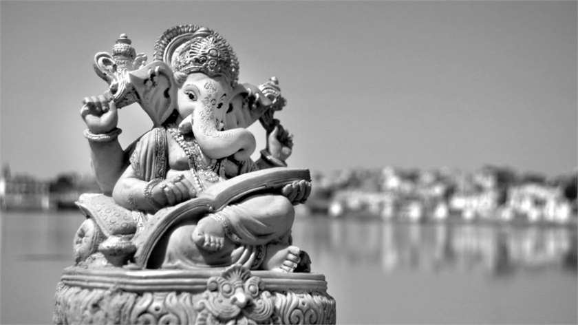 Ganesh Chaturthi : A Hindu Festival, love of people for Bappa Ganesha