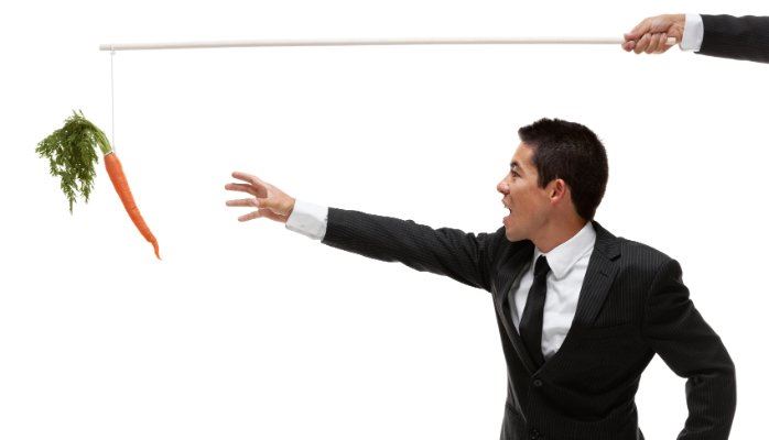 Is Performance-Based Payment A Handle To Cheat Employees In MNCs & Private Sectors?