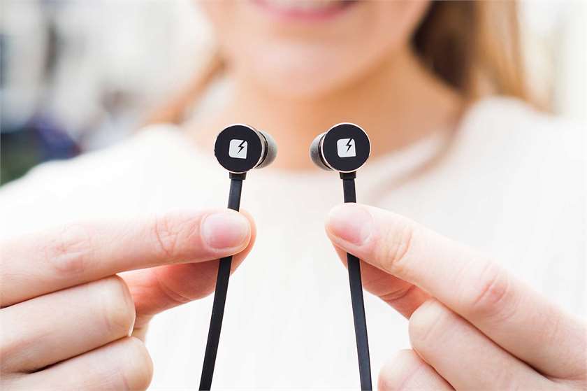 What Are Some Good Wireless Earphones Available Online?
