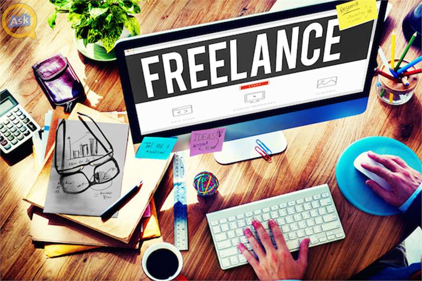 Pros & Cons Of Having A Career In Freelance Writing