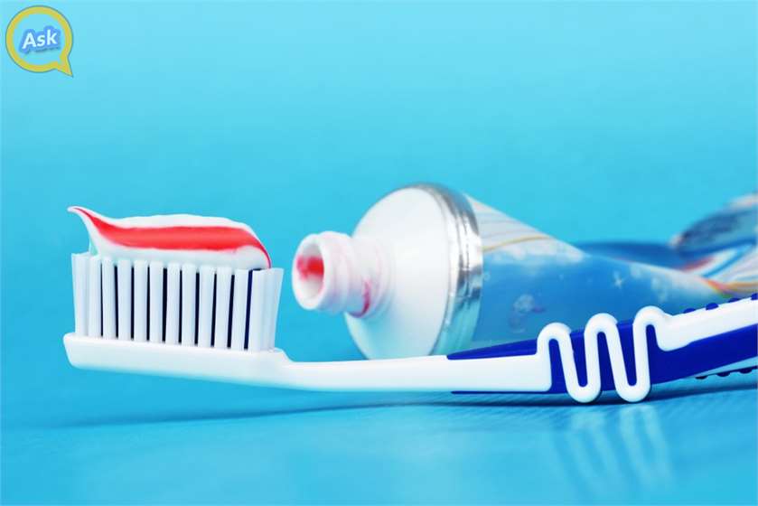 What Are Some Other Uses Of Toothpaste Apart From Brushing The Teeth?