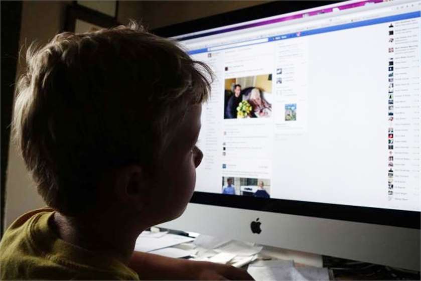 Should You Allow Your Kids to Use Facebook Or Not?