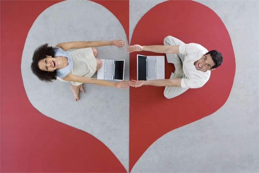 How can you save your Long Distance relationship?