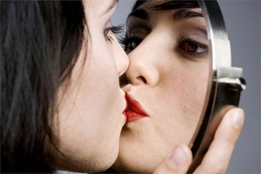 How to Deal with a Narcissist?