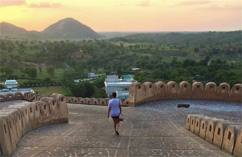 Get Away to Delhi this Holiday Season